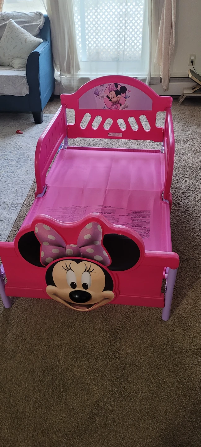 Toddler Bed - Minnie Mouse