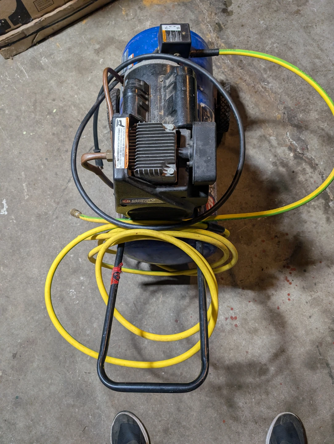 Campbell Hausfeld 13-gallon Air Compressor - photo 4