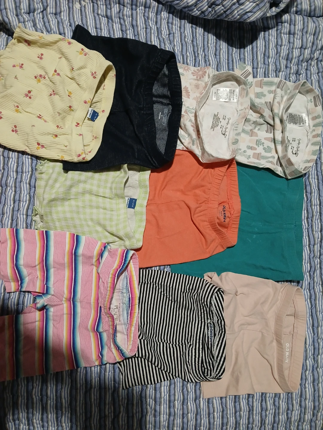 Old Navy and cynthia rowley Girls' shorts Bundle - 10 Pairs - photo 2