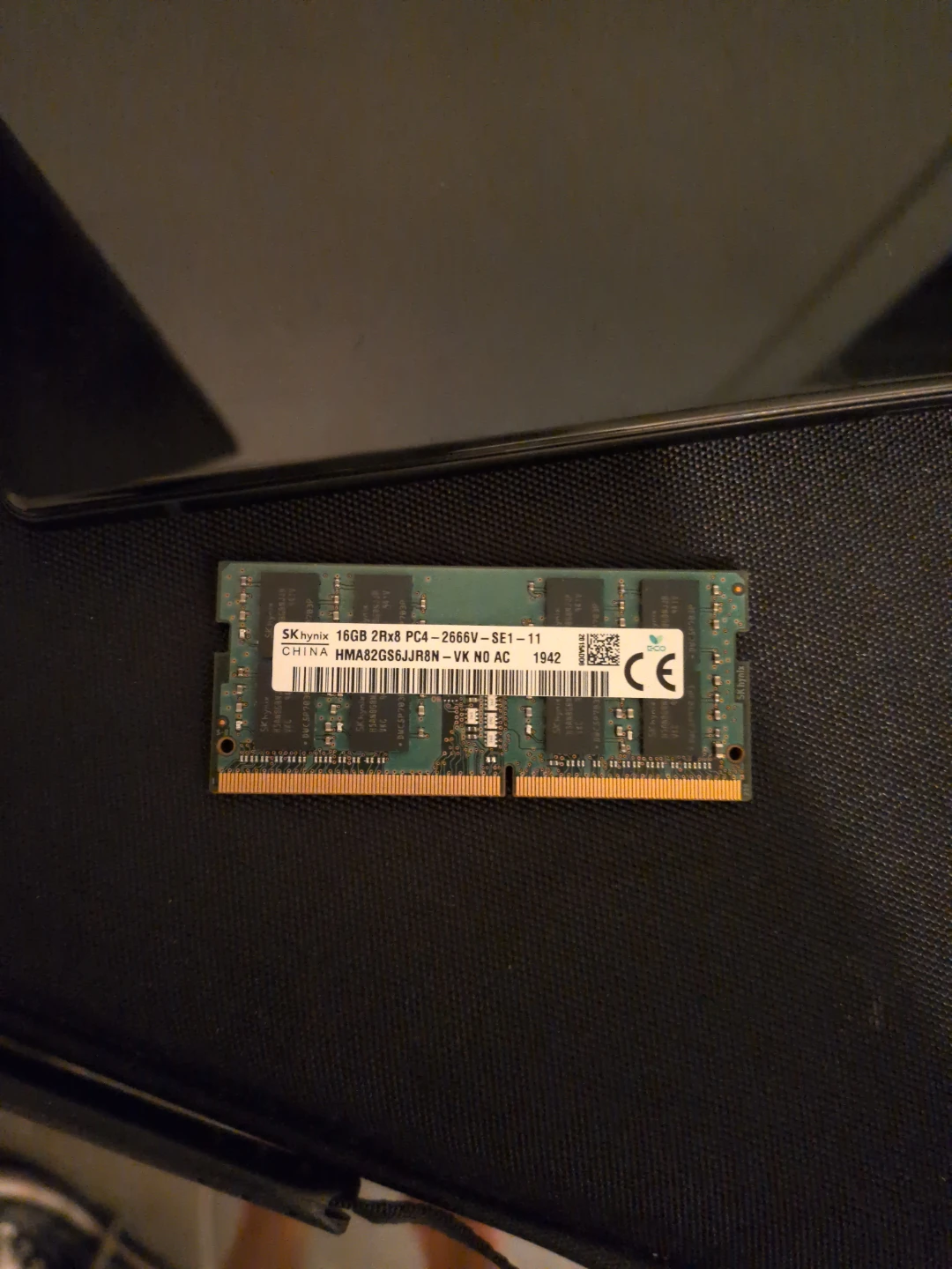 SK hynix 16GB DDR4 RAM PC4-2666V