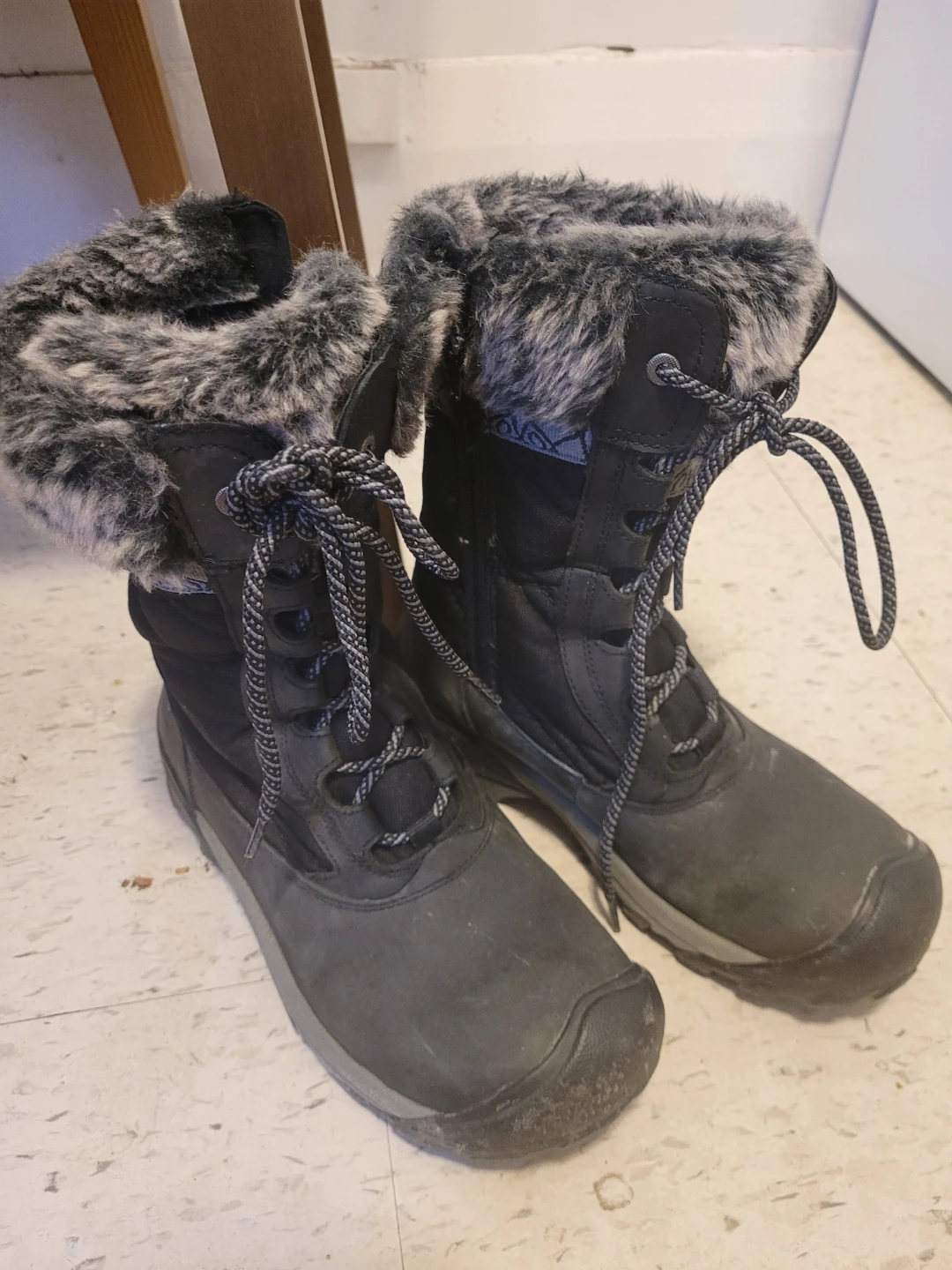 An assortment of womens size 6 shoes, boots, hikers - photo 2