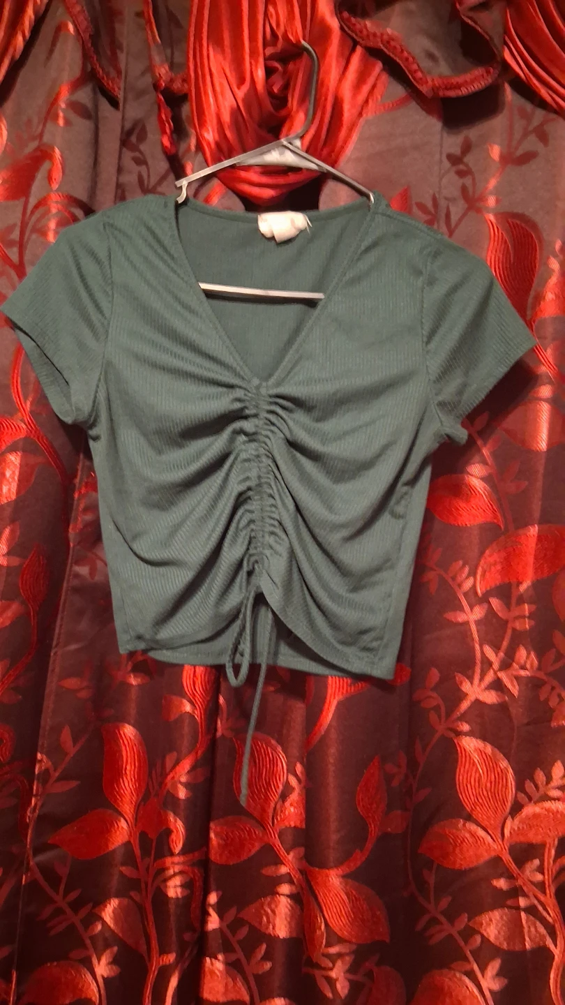 French Pstry Ruched Cropped Top - Green - Size L - photo 3