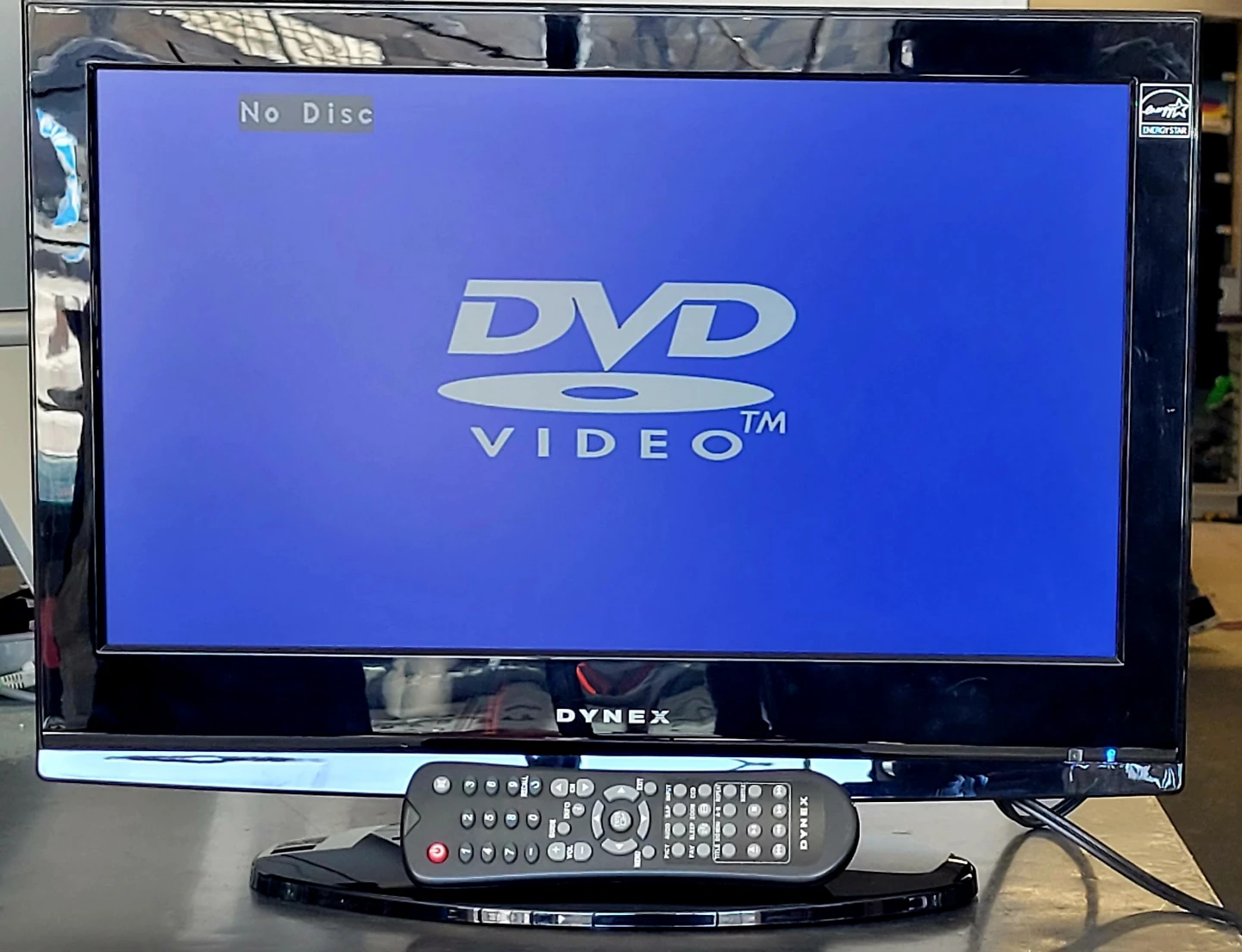 Dynex 19" DVD Player Combo TV DX-19LD150A11 (31948948)