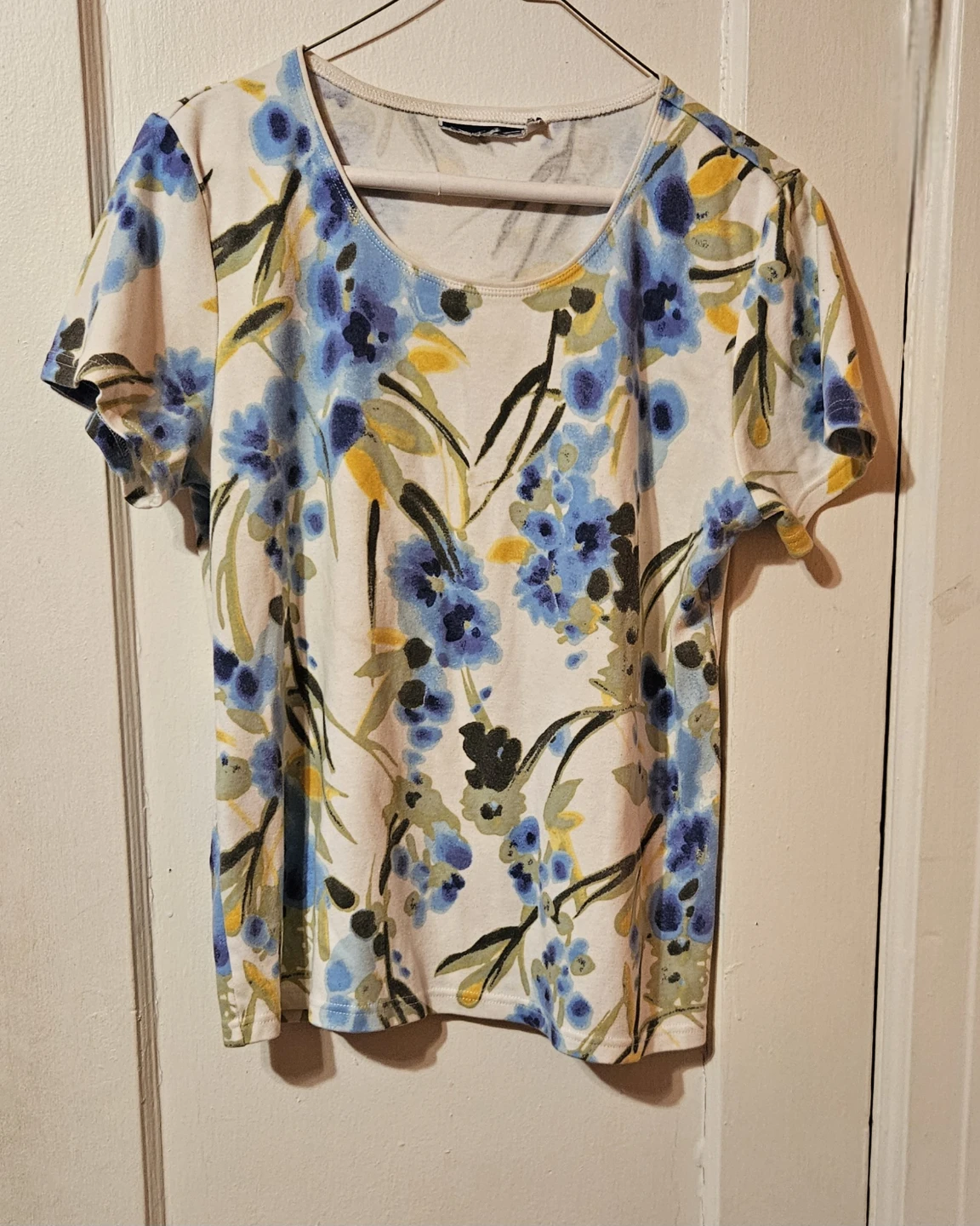 Women's top.