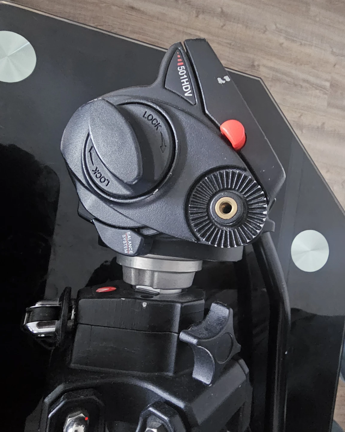 Manfrotto 501HDV Video Tripod - photo 4