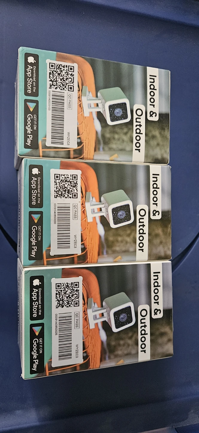 3x Wyze Cam Indoor & Outdoor Security Cameras