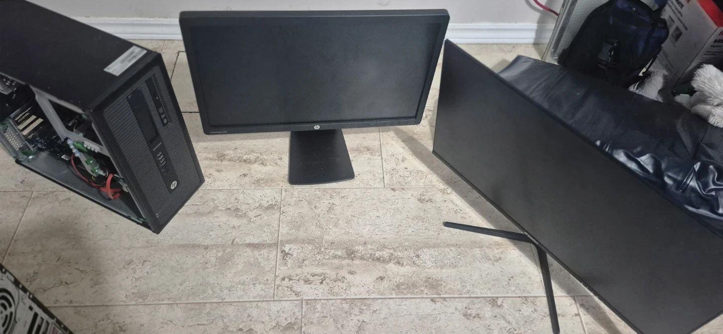 HP Desktop Computer Tower and moniter bundle with webcam