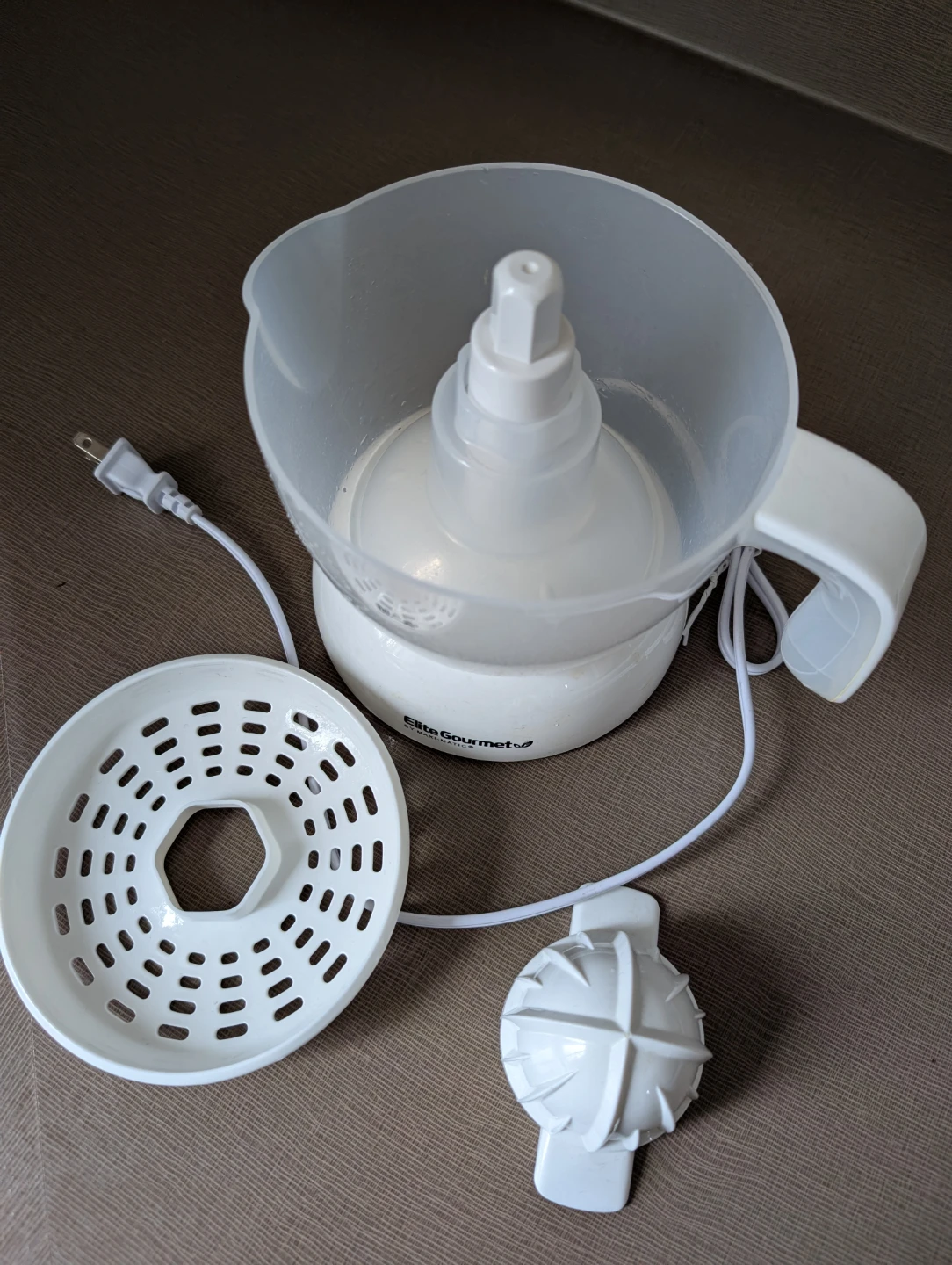 Elite Gourmet Citrus Juicer - photo 2