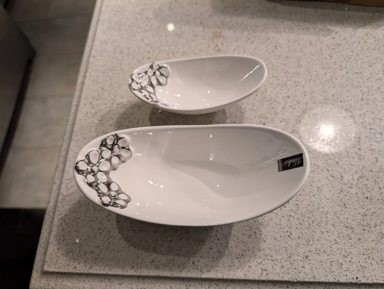 Set of 2 White Oval Serving Bowls with Silver Accent