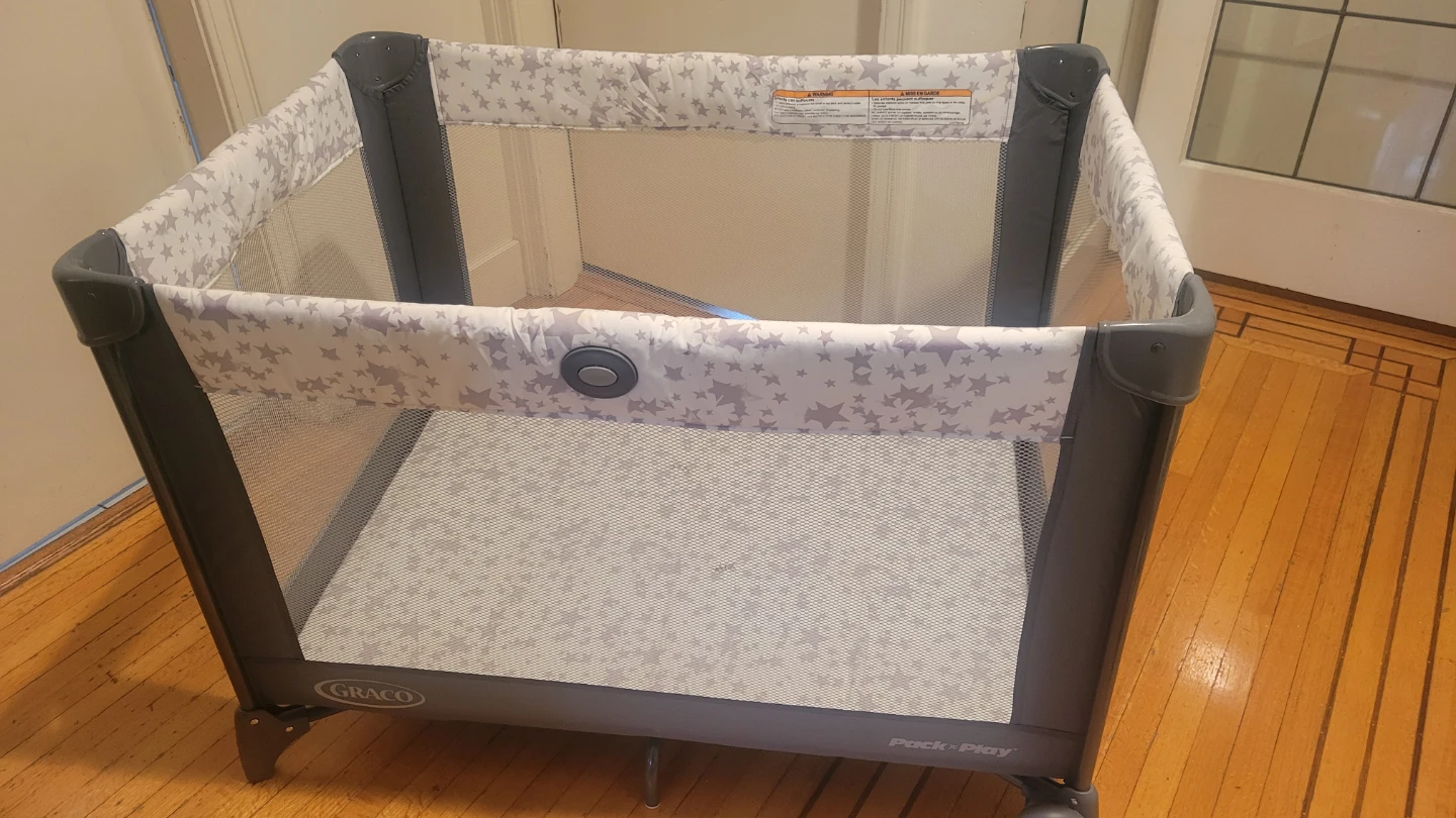 Graco Pack 'n Play Portable Playard - photo 3