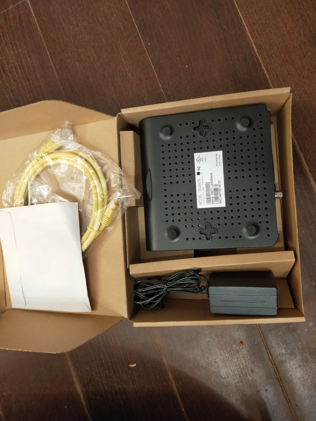 Thomson DOCSIS 3.0 Cable Modem - photo 2