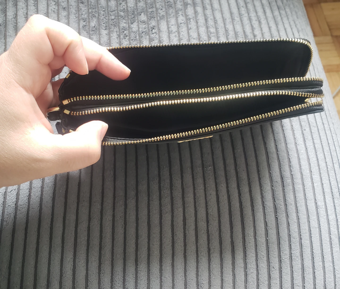 Brand New COACH Black Leather Wristlet Wallet - photo 3