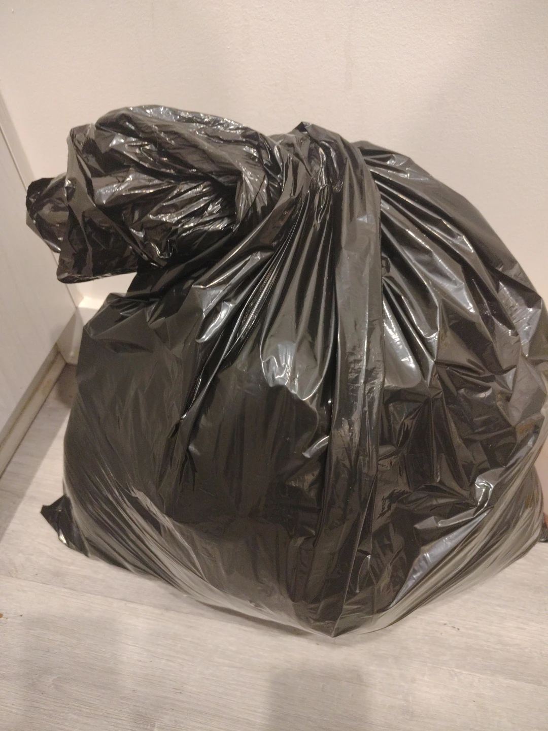 Bag of assorted clothing size small  items