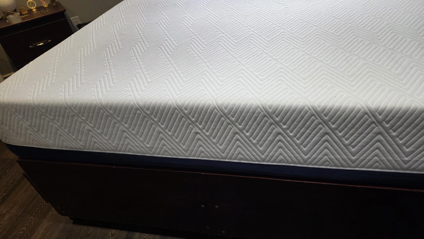 Queen Size Mattress - photo 2