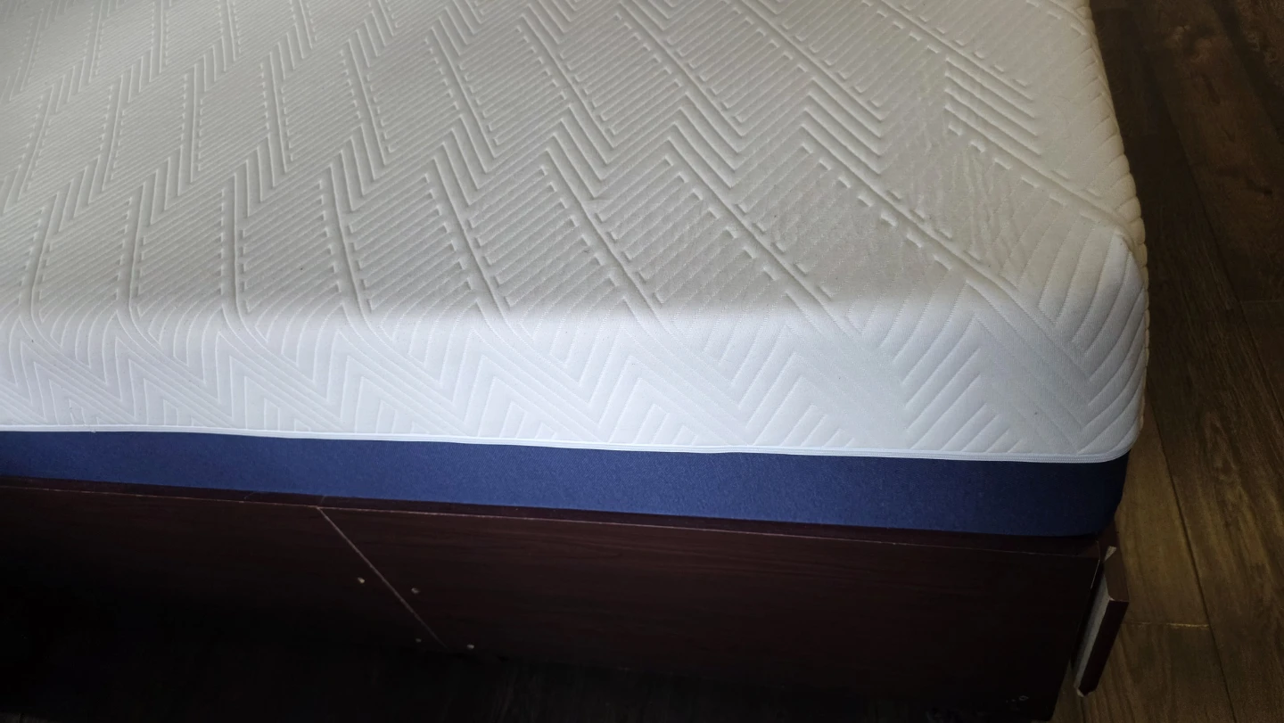 Queen Size Mattress - photo 4