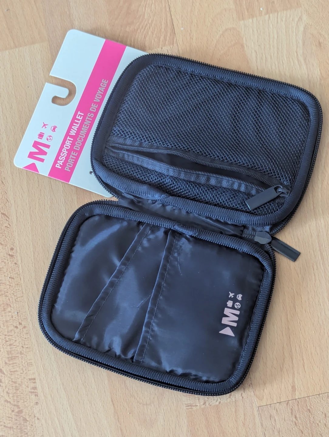 NEW passport wallet. Hold cards, boarding passes and other