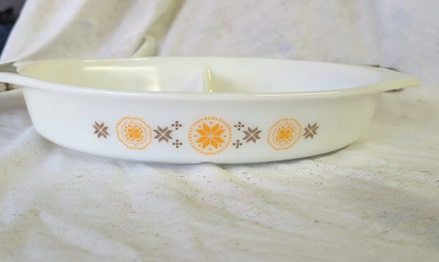 Vintage Pyrex  Town and Country Pattern Divided Casserole Dish