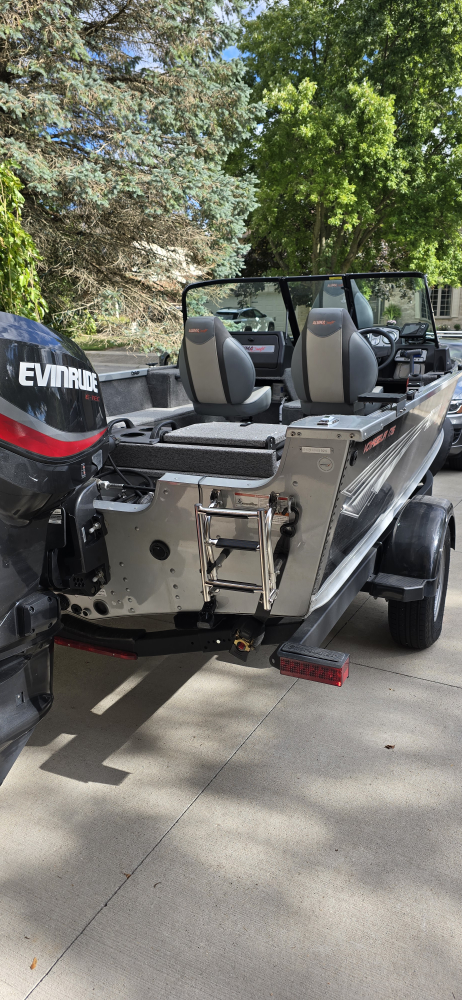Alumacraft VOYAGEUR 175 Boat with Evinrude 115 Engine - photo 5