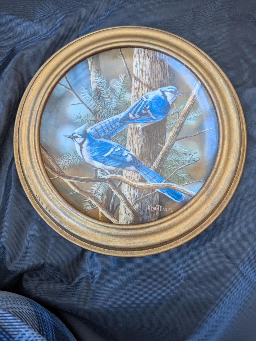 Collection of Decorative Plates with Wildlife Art - photo 2