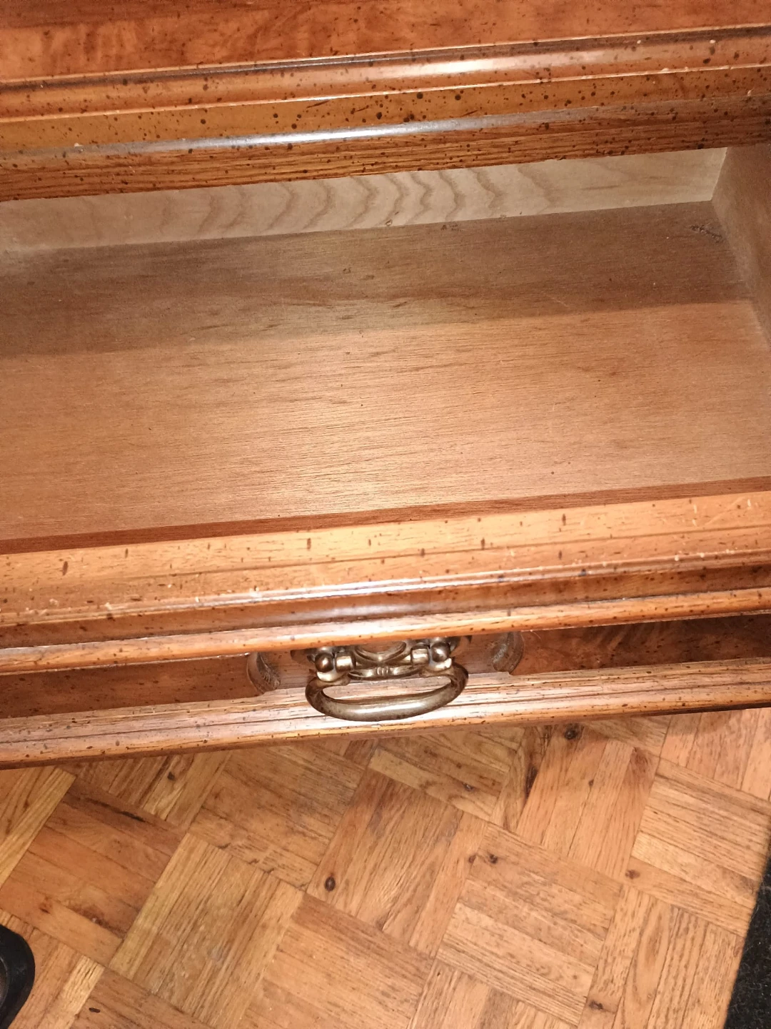 Vintage Wooden Side Table with Drawer and Cabinet 🥕 - photo 4
