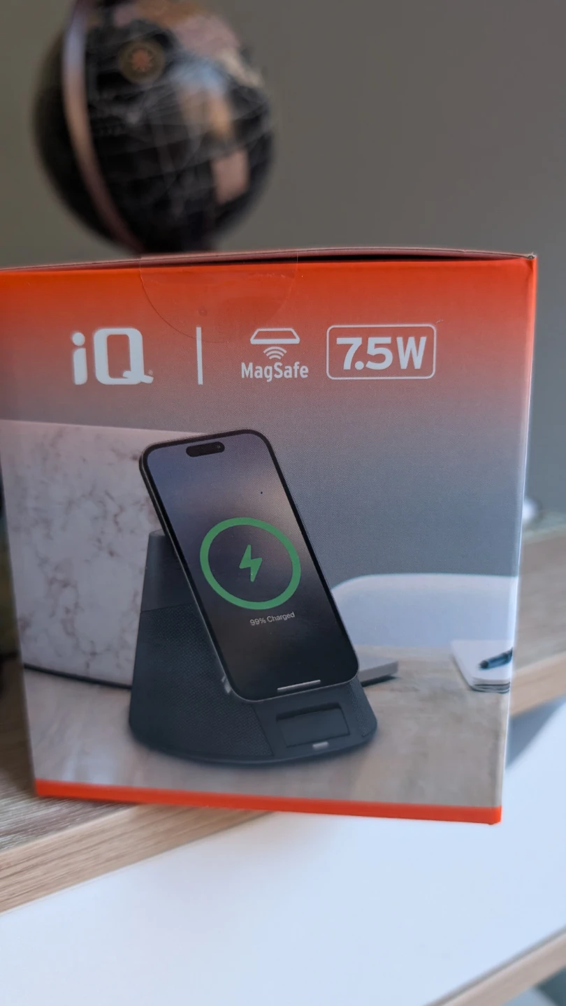 iQ Wave Home Speaker & 15W MagSafe Charger - photo 3