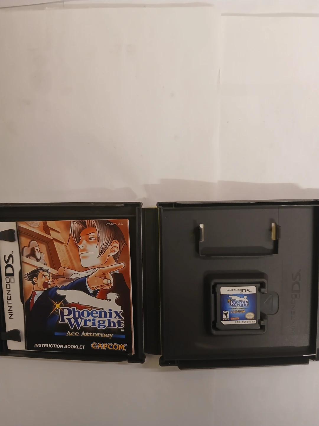 Phoenix Wright Ace Attorney Nintendo DS Game - photo 3