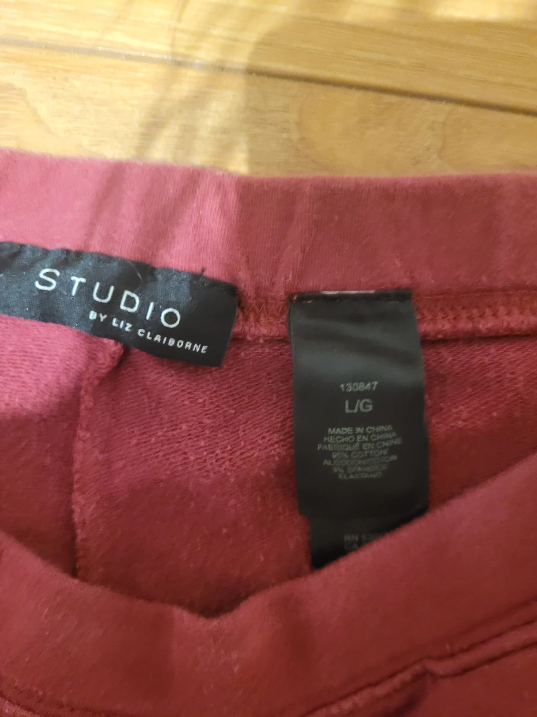 Studio by Liz Claiborne Women's Red Cargo Pants Size L - photo 2