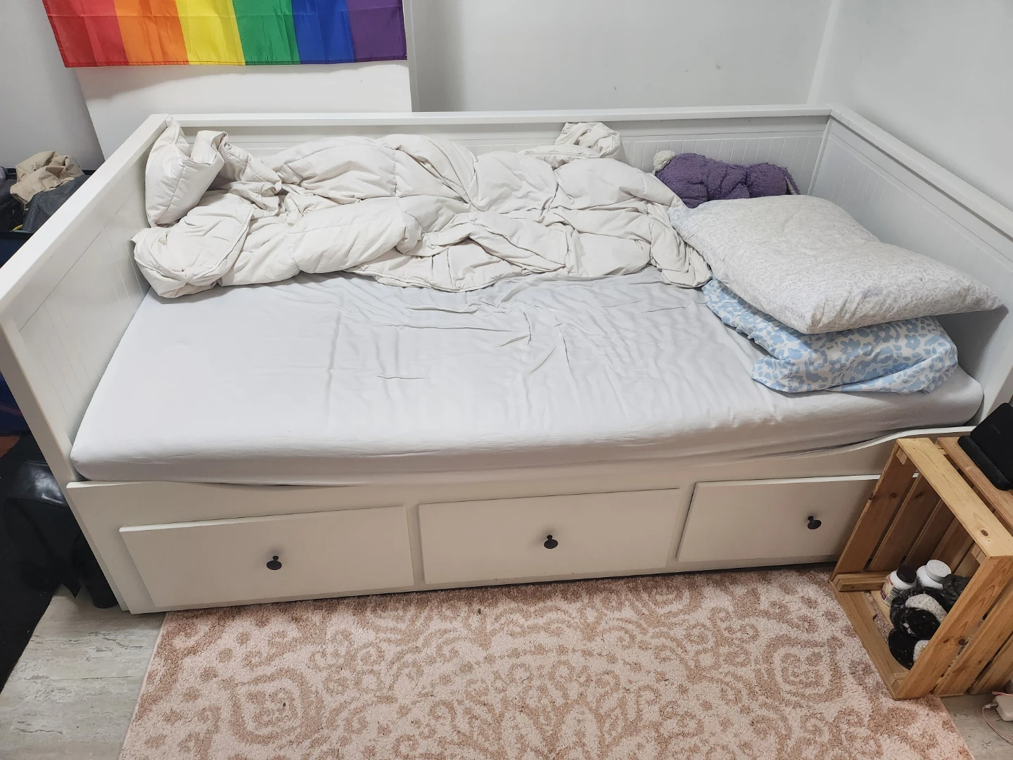 White Trundle Daybed with 3 Drawers - photo 4