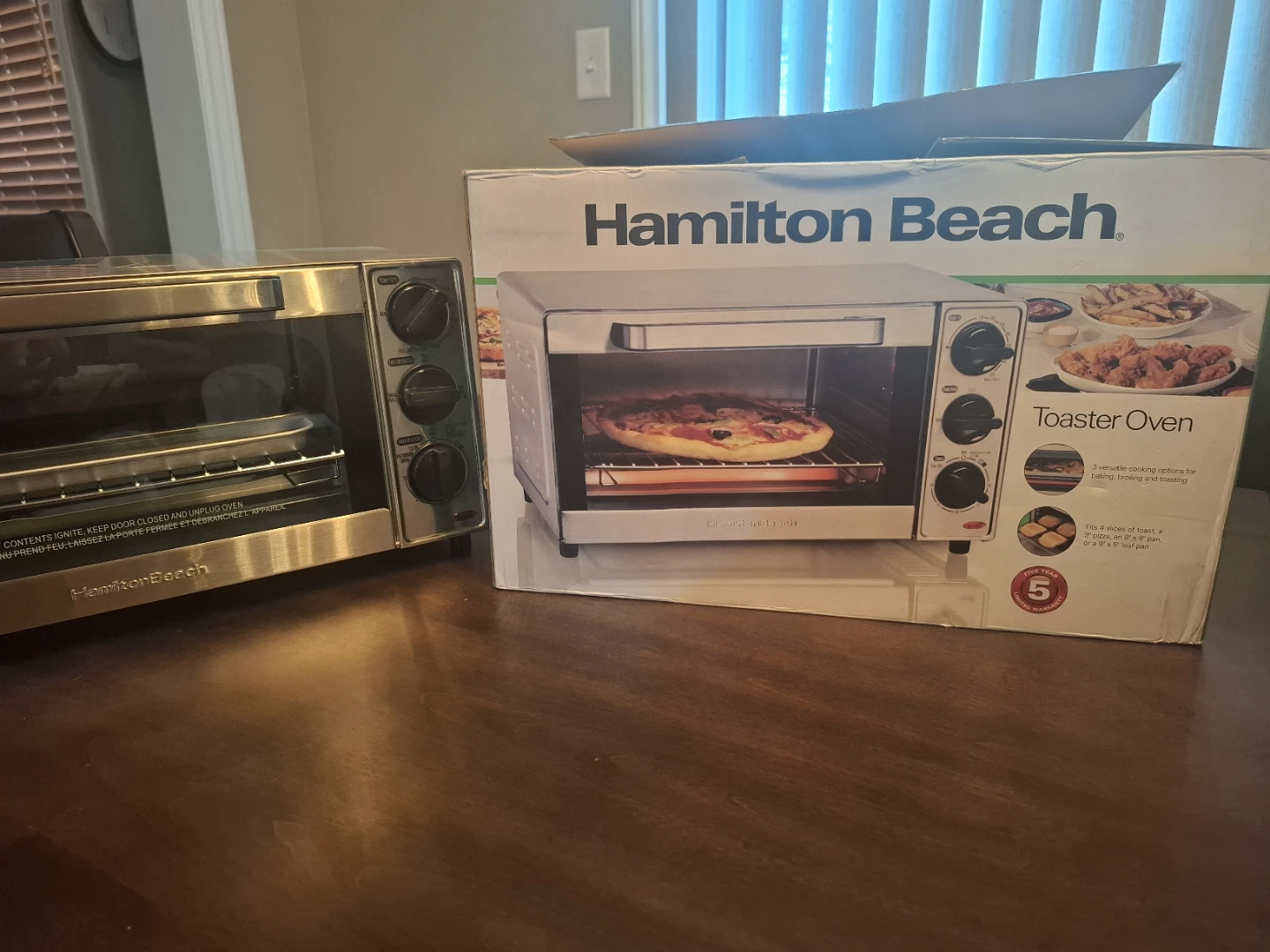 Hamilton Beach Toaster Oven - photo 3