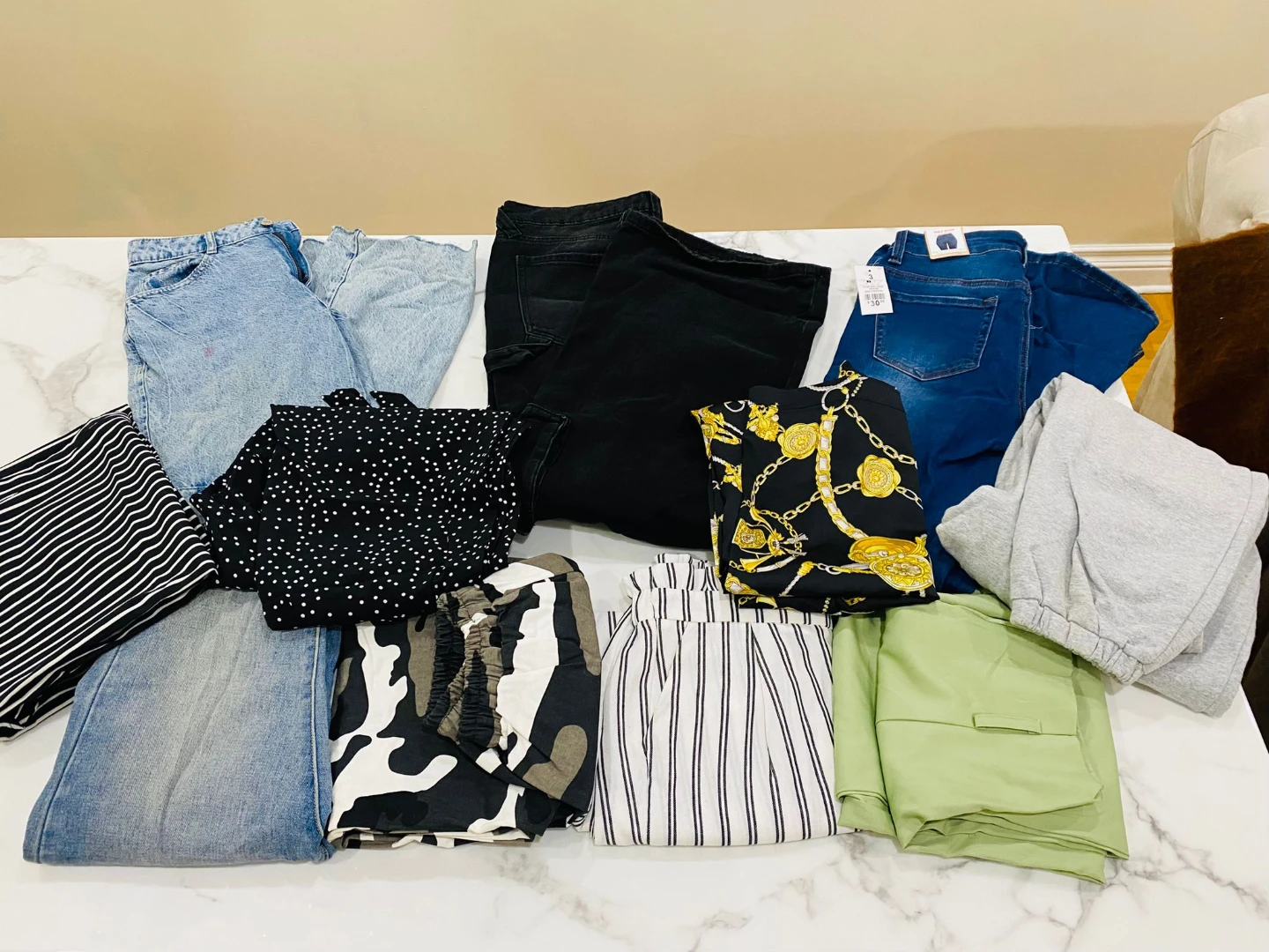 Forever 21 Green Button-Up Shirt and Pants Set - photo 4