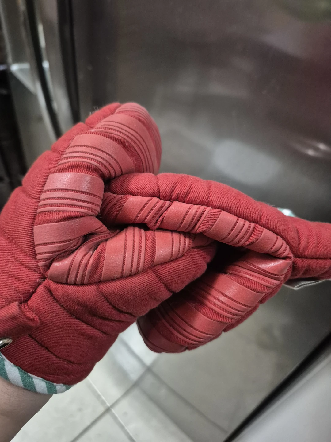 Jamie Oliver Red Oven Mitt