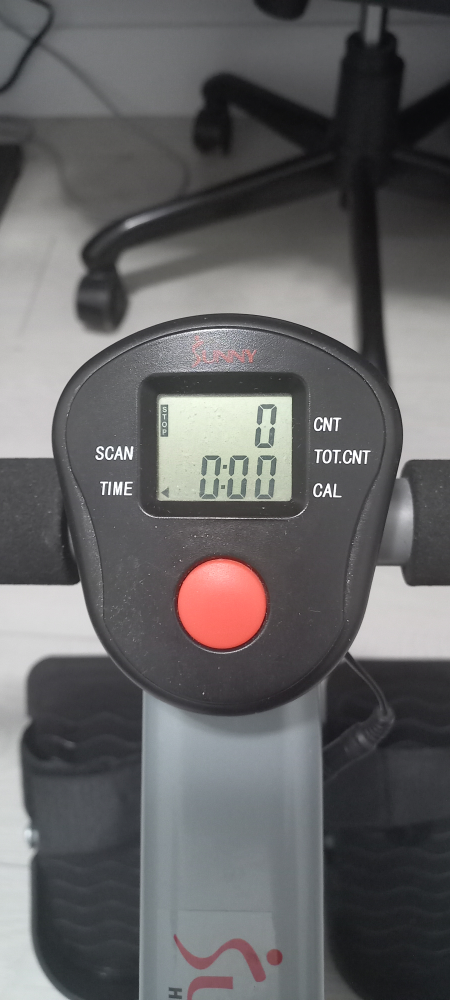 Sunny Health & Fitness Rowing Machine - photo 2