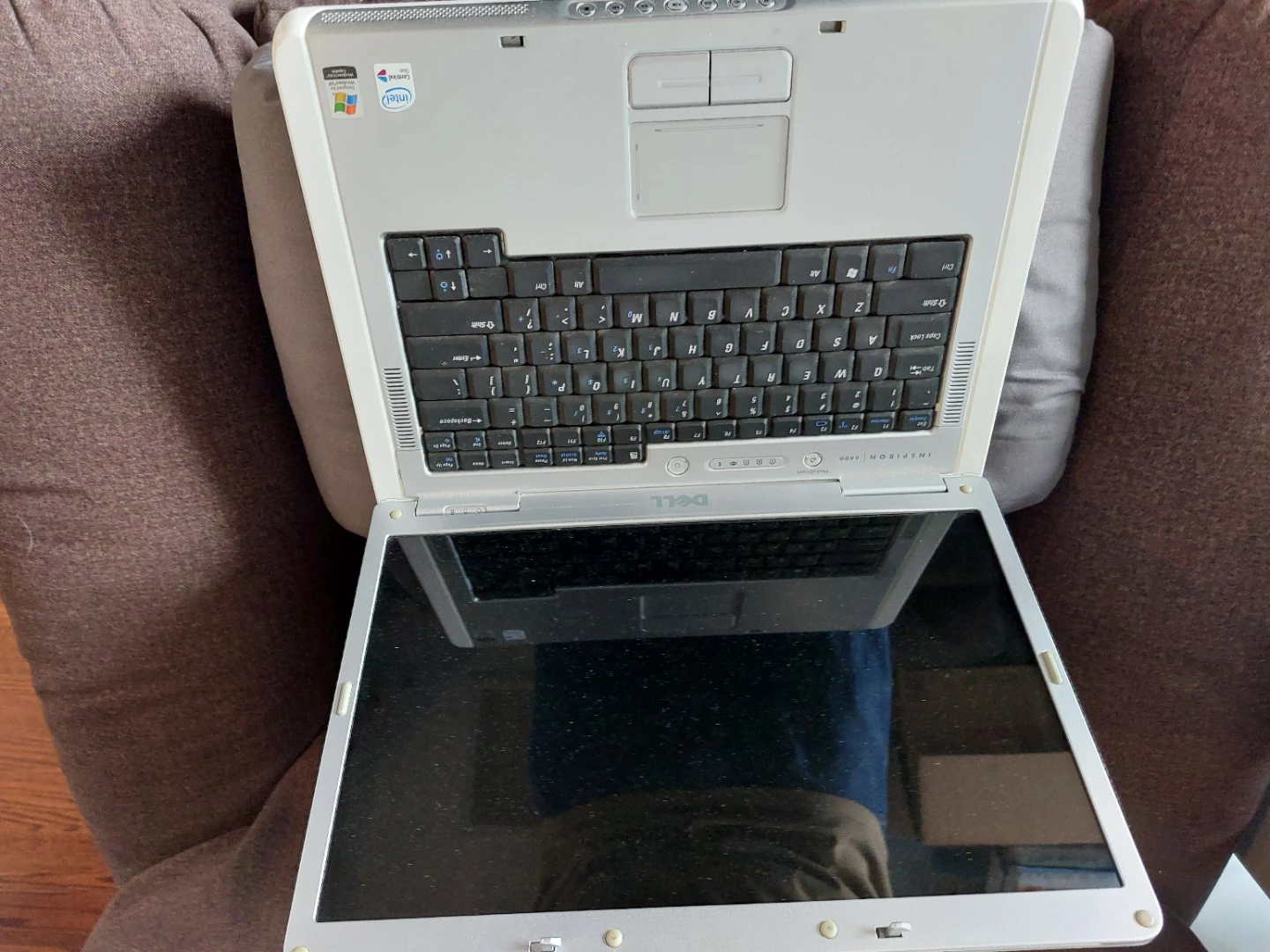 Dell Inspiron 1525 Laptop - photo 3