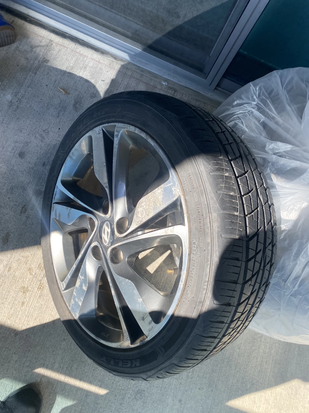 5x114.3 Hyundai Sonata rims with all season tires - photo 4