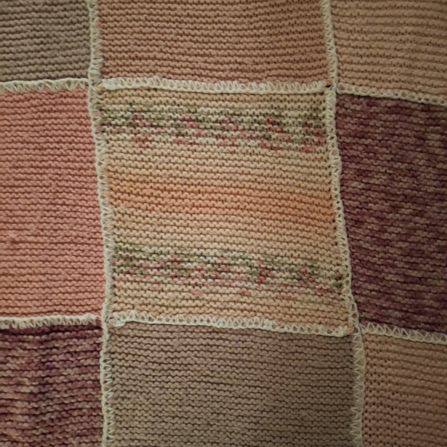 Handmade Patchwork Knit Blanket - photo 2
