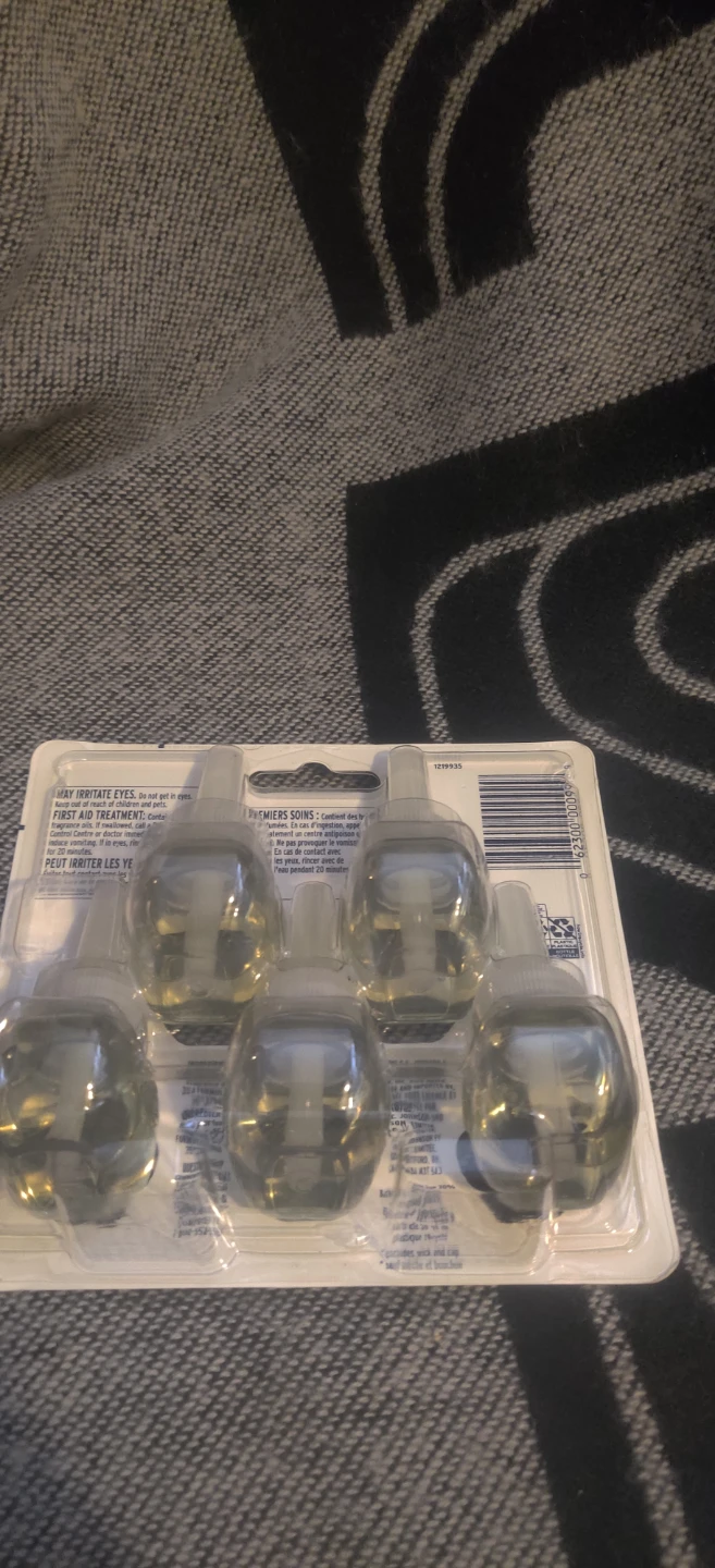 Glade Plugins Scented Oil Refills - Clean Linen - photo 2