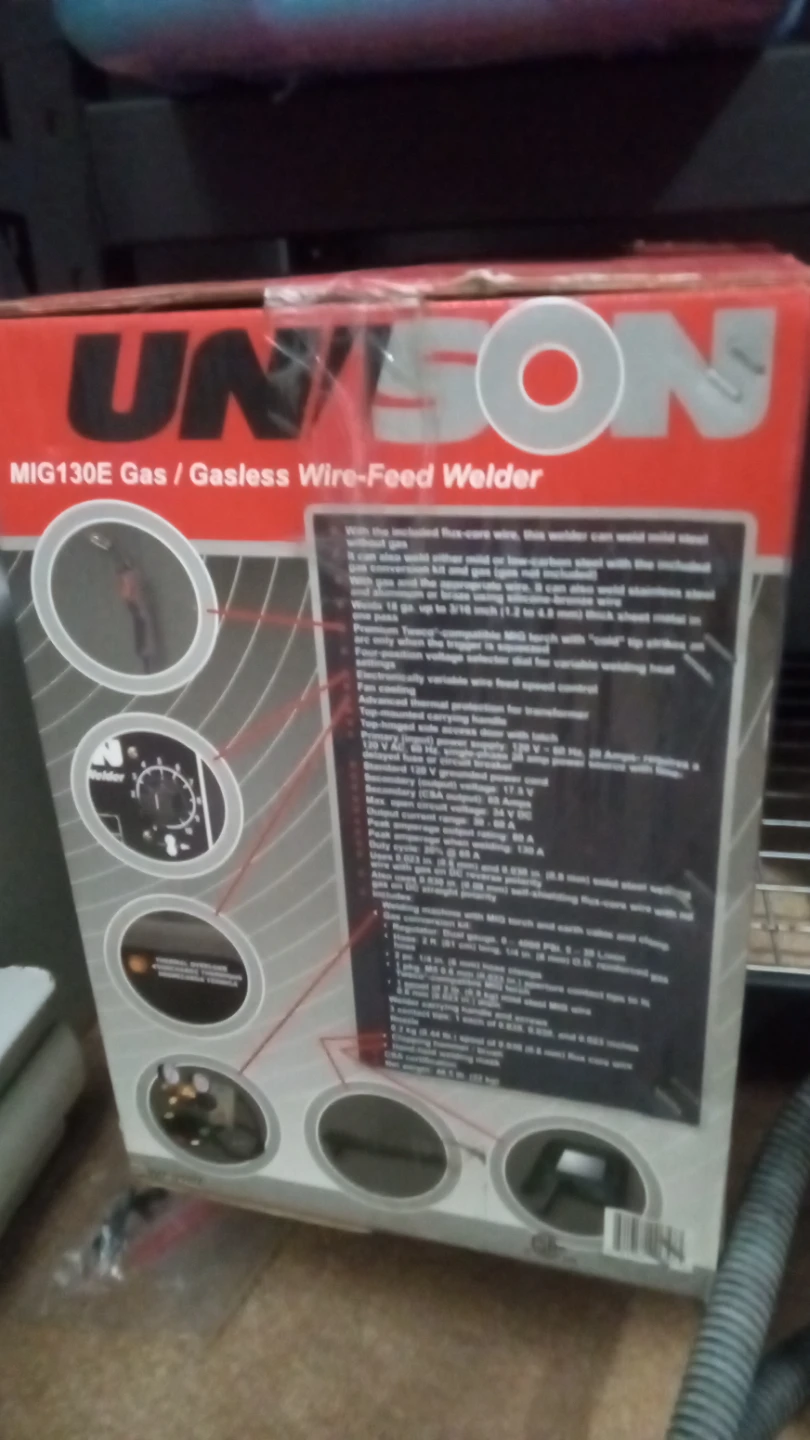 UNISON MIG130E Gas / Gasless Wire-Feed Welder