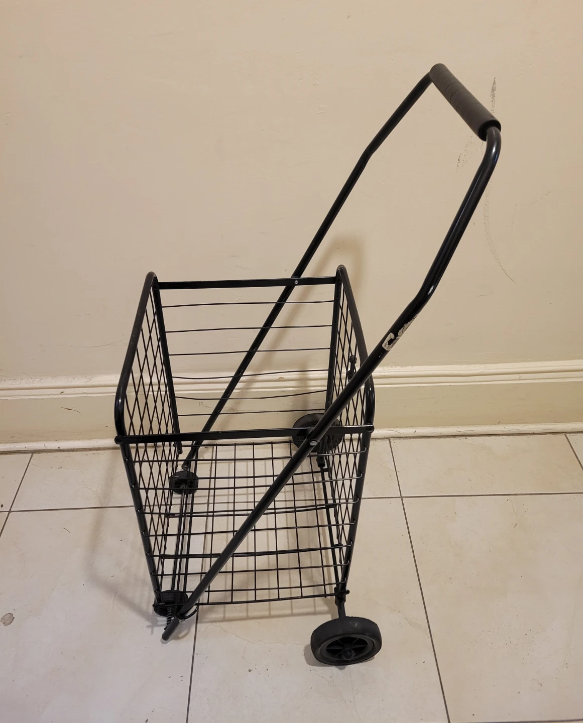 Black Metal Rolling Shopping Cart