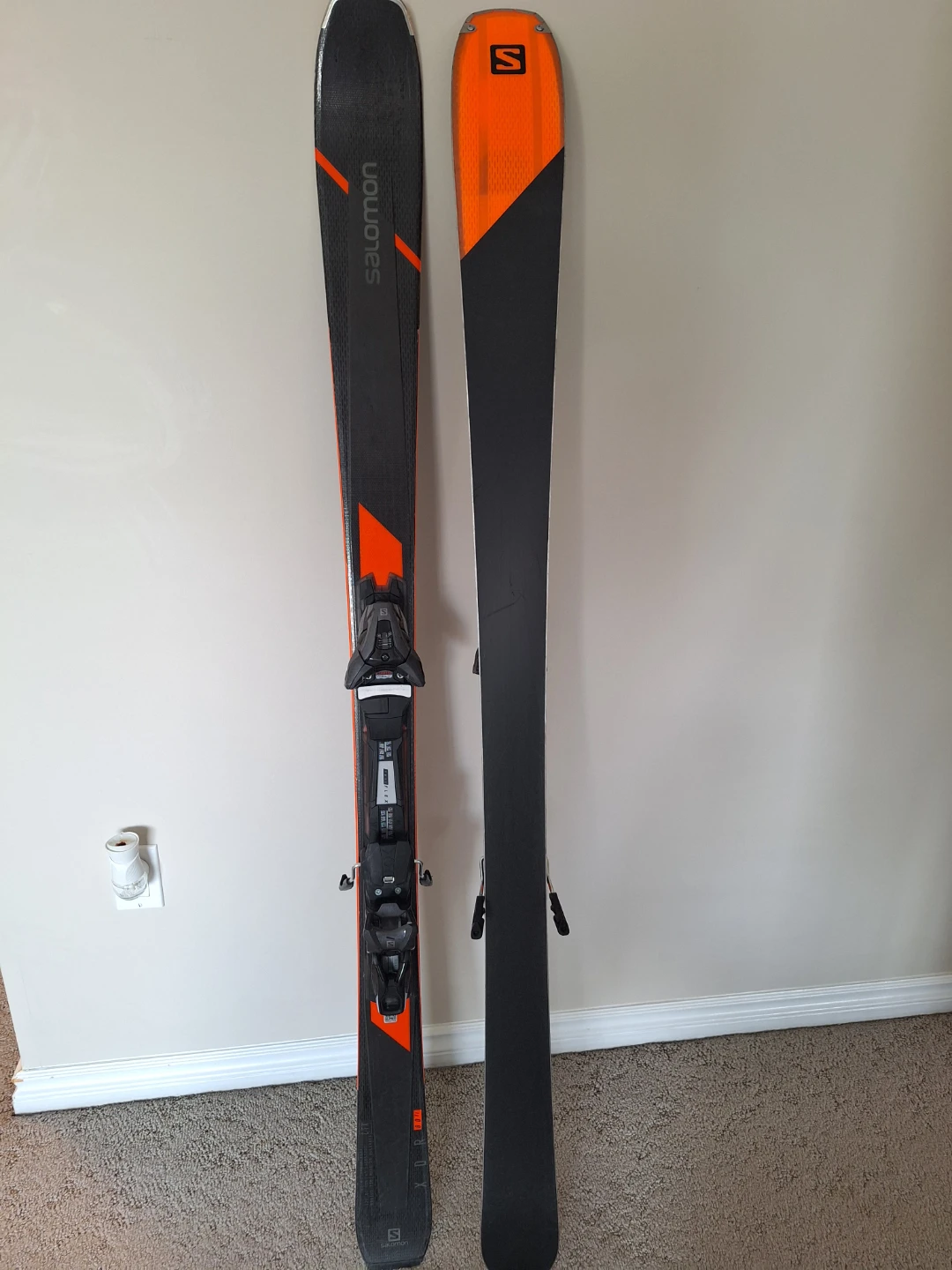 Salomon XDR 80 TI skis 162cms - photo 2
