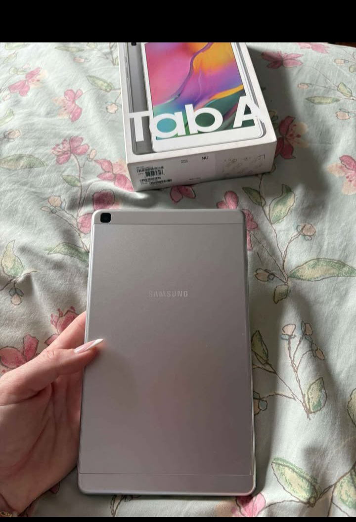 Samsung Galaxy Tab A Tablet with Original Box - photo 4