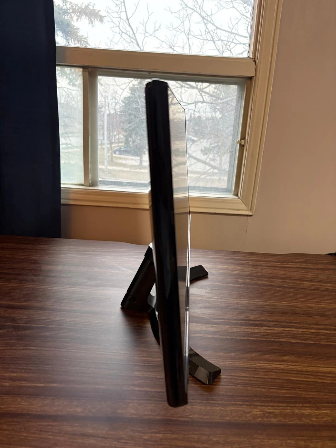 LG Computer Monitor - photo 3