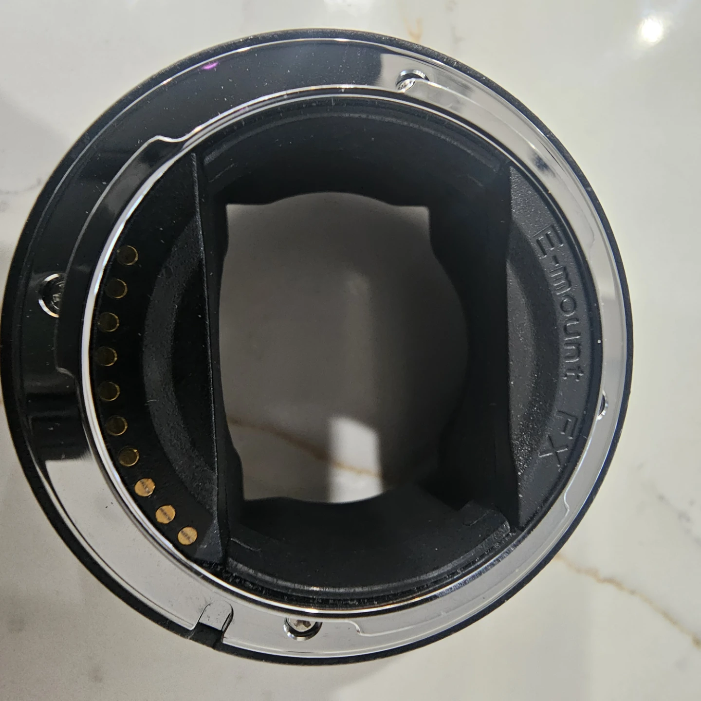 Sony FE 2/28 Camera Lens - photo 2