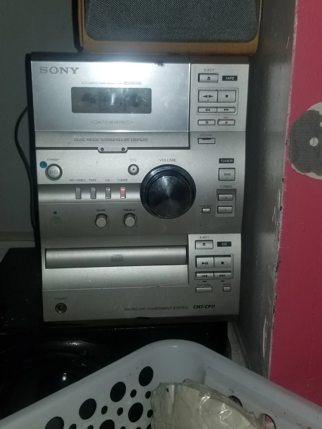 Radio in perfect shape some scratches