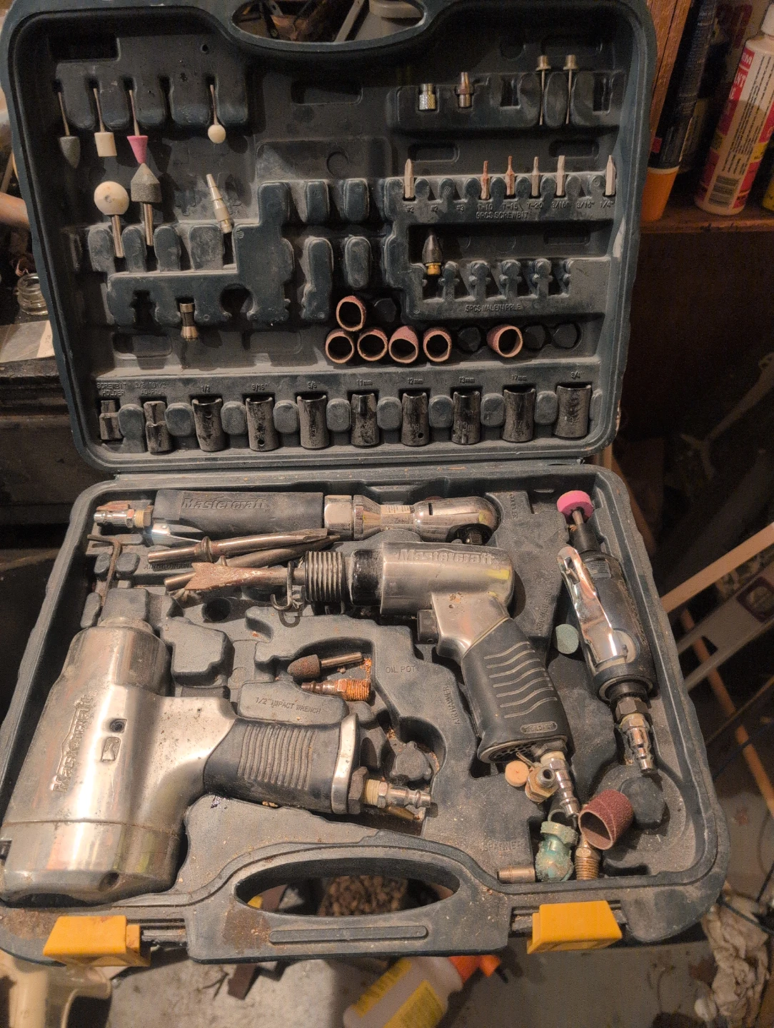 Mastercraft Air Impact Wrench and Tool Kit