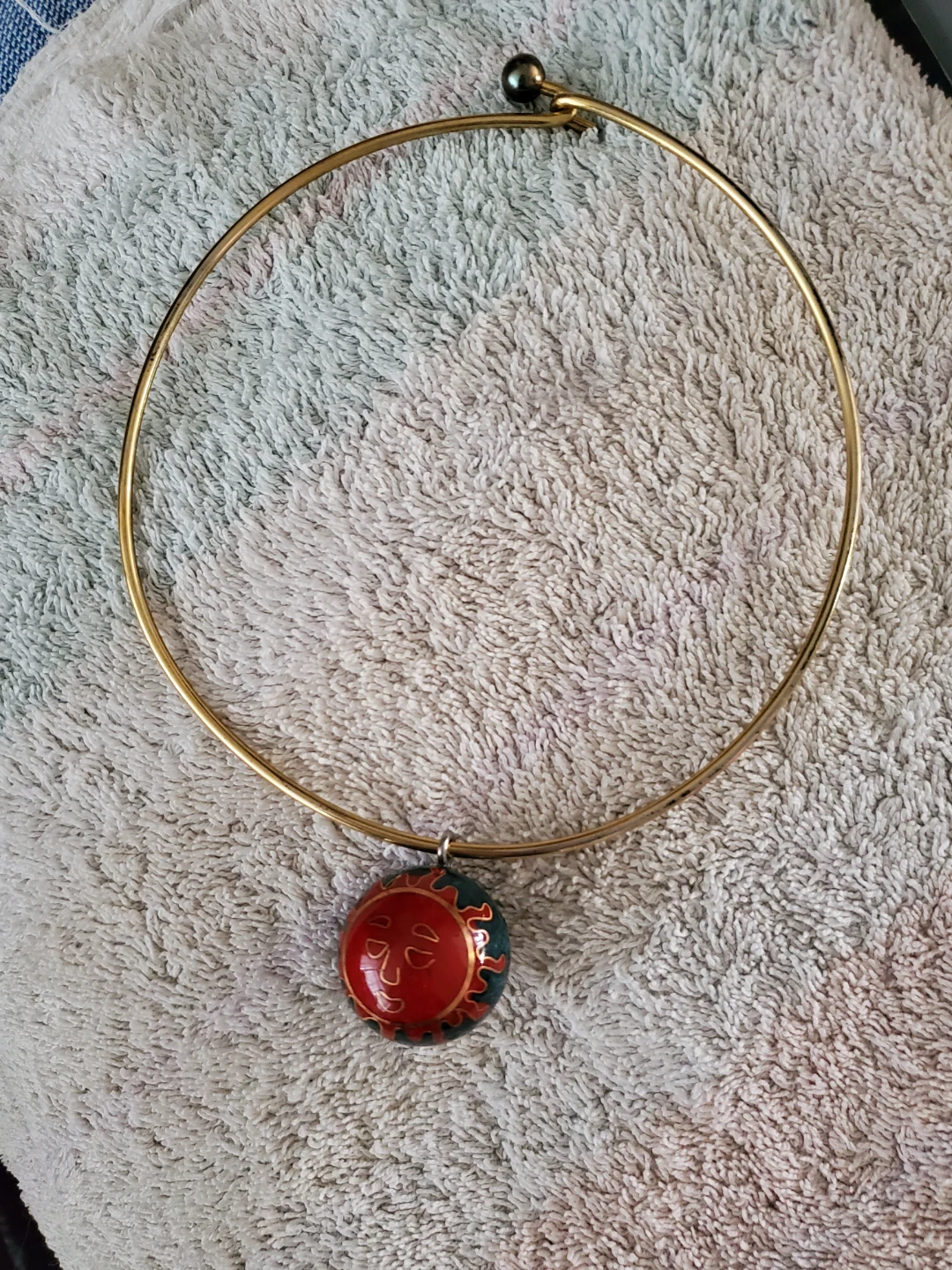 Gold-tone Choker Necklace with Round Pendant - photo 5
