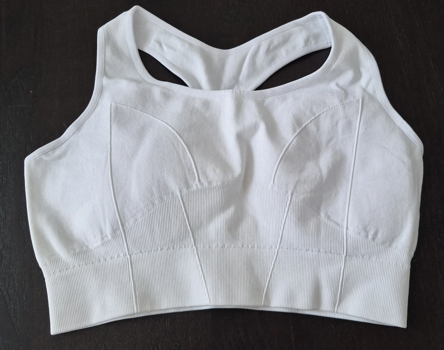 Ladies XL sports bra with removeable pads.