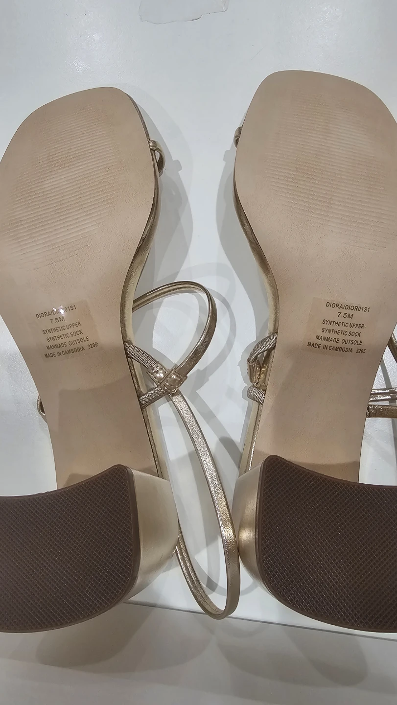 Steve Madden Women's Diora Sandal Rose Gold Size 7.5M - photo 4