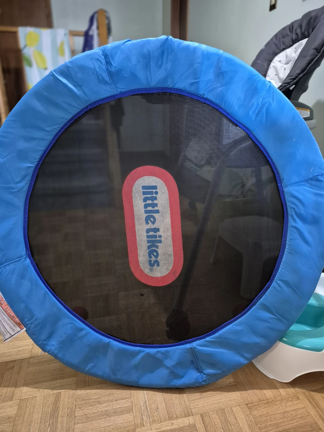 3 KID TOYS FOR $50 - TRAMPOLINE, KITCHEN AND EASEL - photo 3