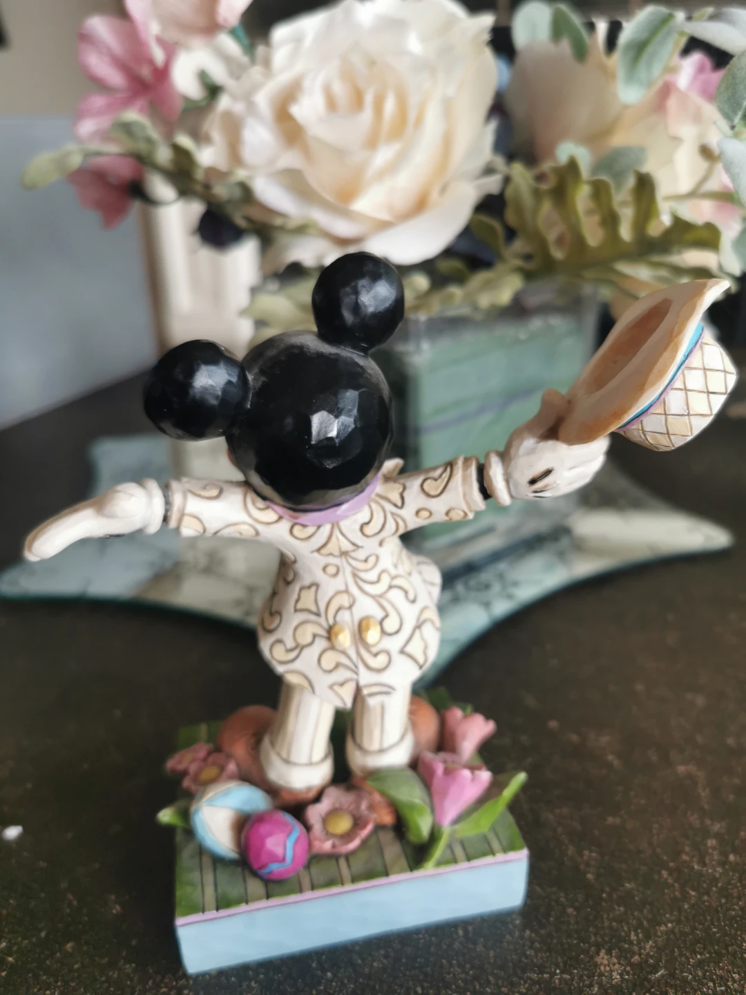 Disney Traditions "Hats Off to Spring!" Mickey Mouse Figurine - photo 4
