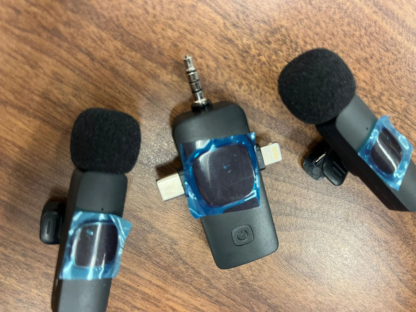 Wireless Lavalier Microphone Set